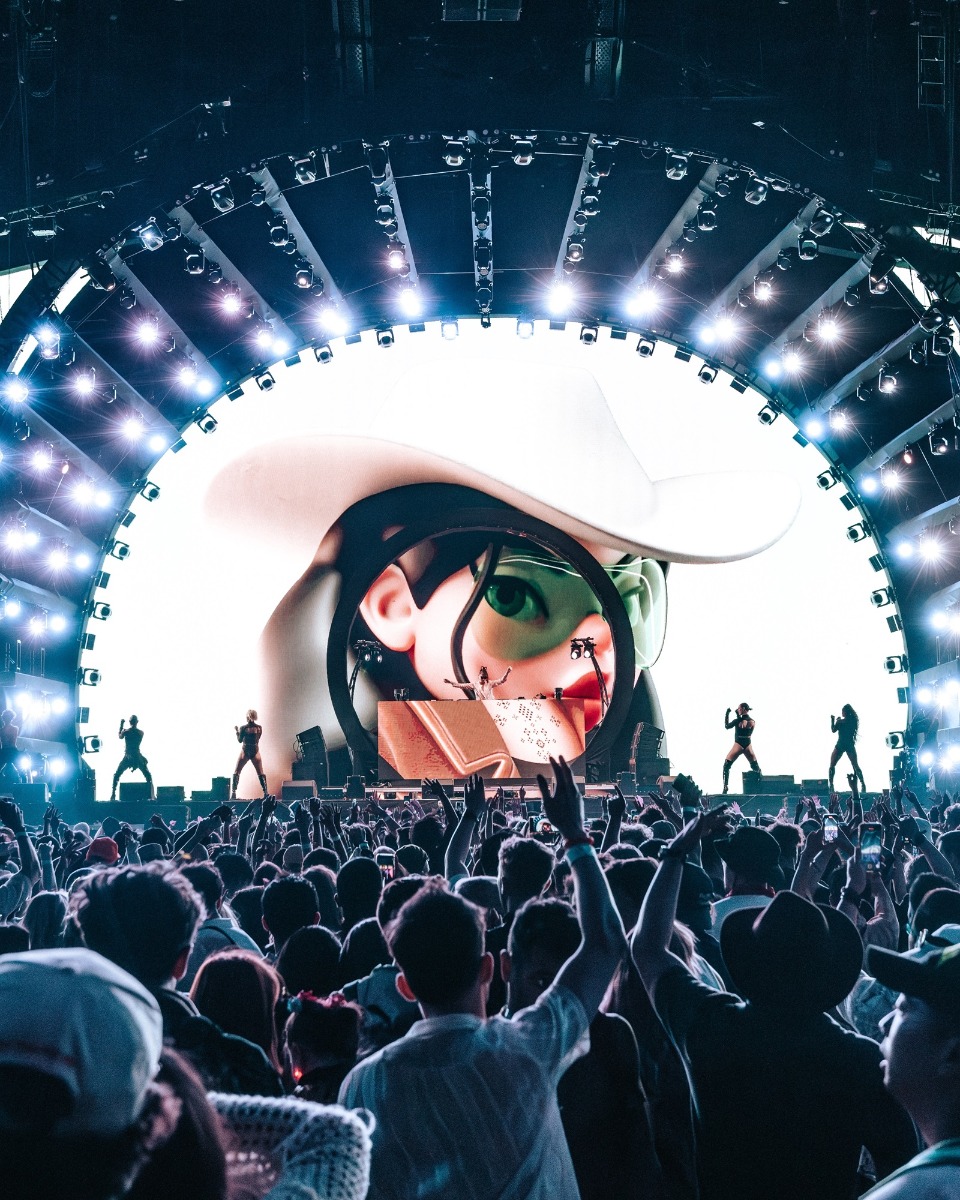 1300+ Elation Lights Dazzle Coachella 2024 Gallery Image coachella 2024 sahara tent 1 