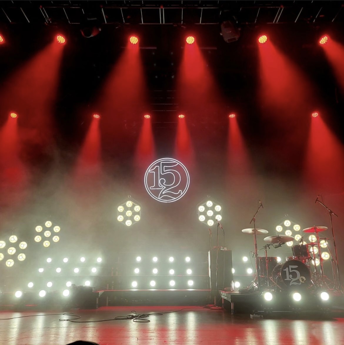 Lighting Designer Eric Price Debuts Elation SŌL I Blinder On Taking Back Sunday TourGallery Image taking back sunday photo by charlie mccarty 1 
